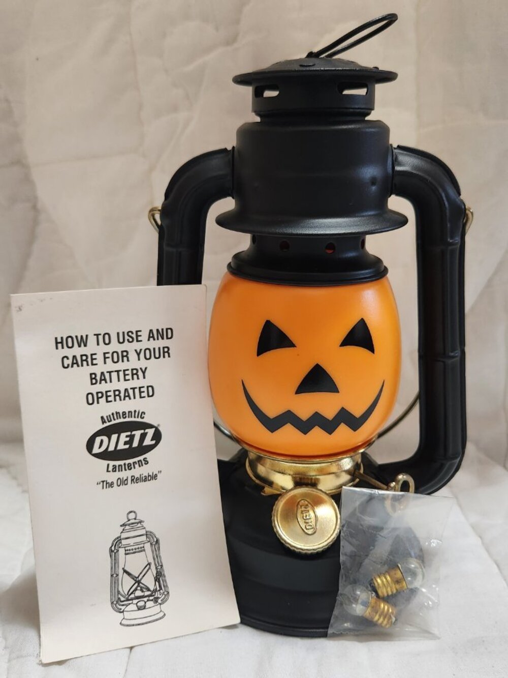 Vintage Dietz #50 Halloween Jack-o-Lantern Orange Pumpkin Battery Operated Light